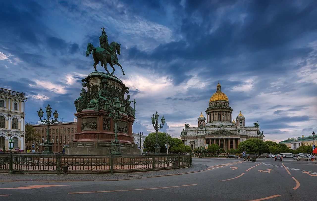 مقاصد تفریحی و جاذبه های گردشگری شهر سنت پترزبورگ 